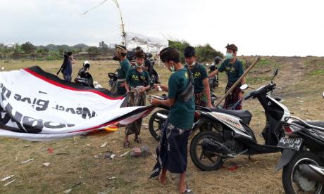workshop layang layang di pantai padang galak